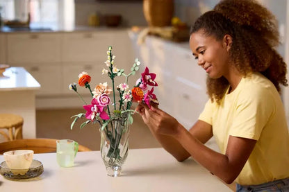 LEGO® Botanicals Vacker rosa blomsterbukett 10342