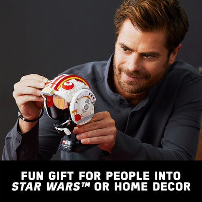 LEGO® Star Wars™ Luke Skywalker (Red Five) Helmet 75327
