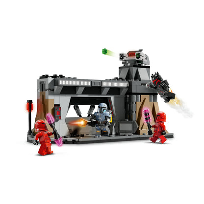 LEGO® Star Wars™ The Mandalorian Paz Vizsla and Moff Gideon Battle 75386
