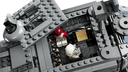 LEGO® Star Wars™ The Clone Wars Republic Juggernaut 75413
