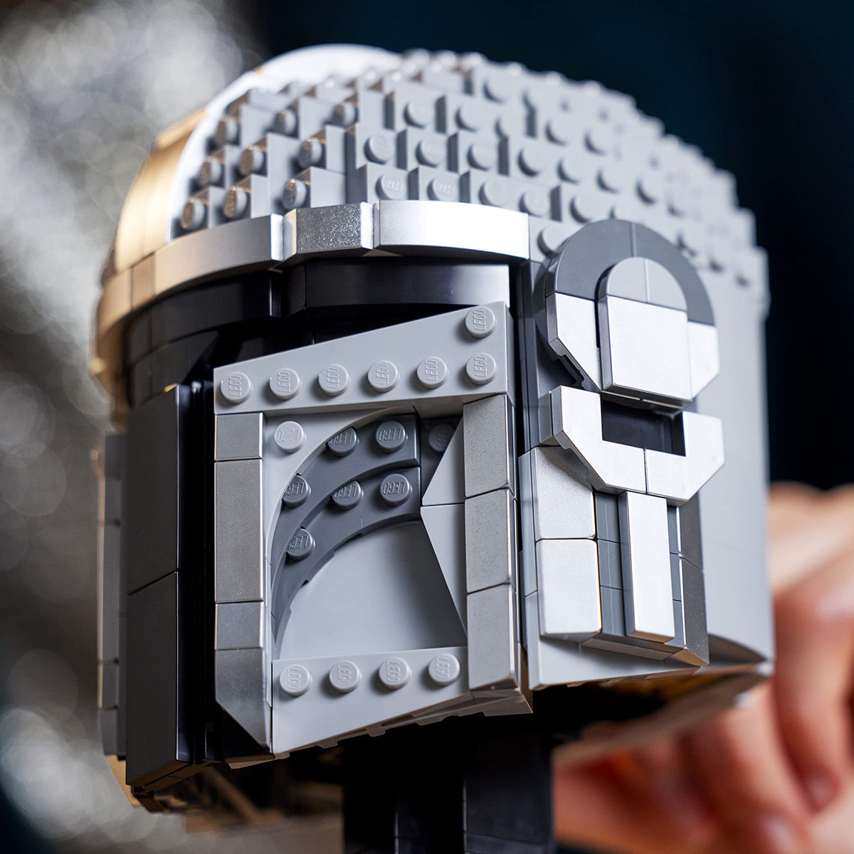 LEGO® Star Wars™ The Mandalorian Helmet 75328