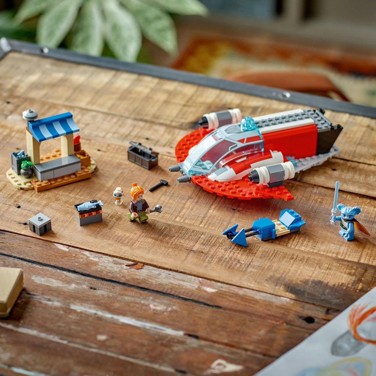 LEGO® Star Wars™ The Crimson Firehawk 75384