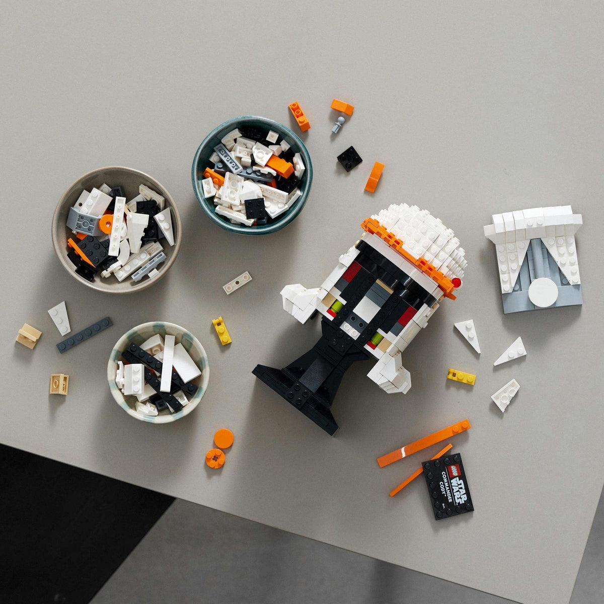 LEGO® Star Wars™ Clone Commander Cody Helmet 75350