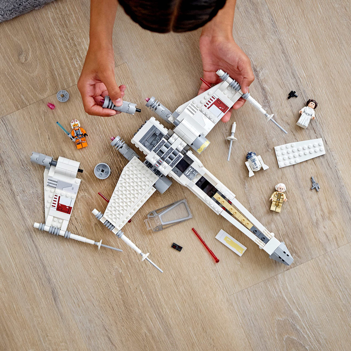 LEGO® Star Wars™ Luke Skywalker’s X-Wing Fighter 75301