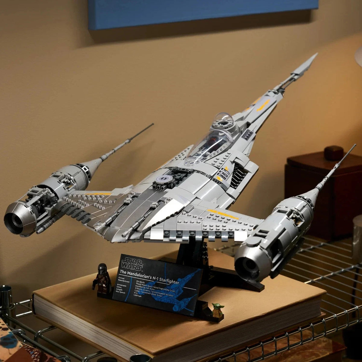 LEGO® Star Wars™ UCS The Mandalorian’s N-1 Starfighter 75442