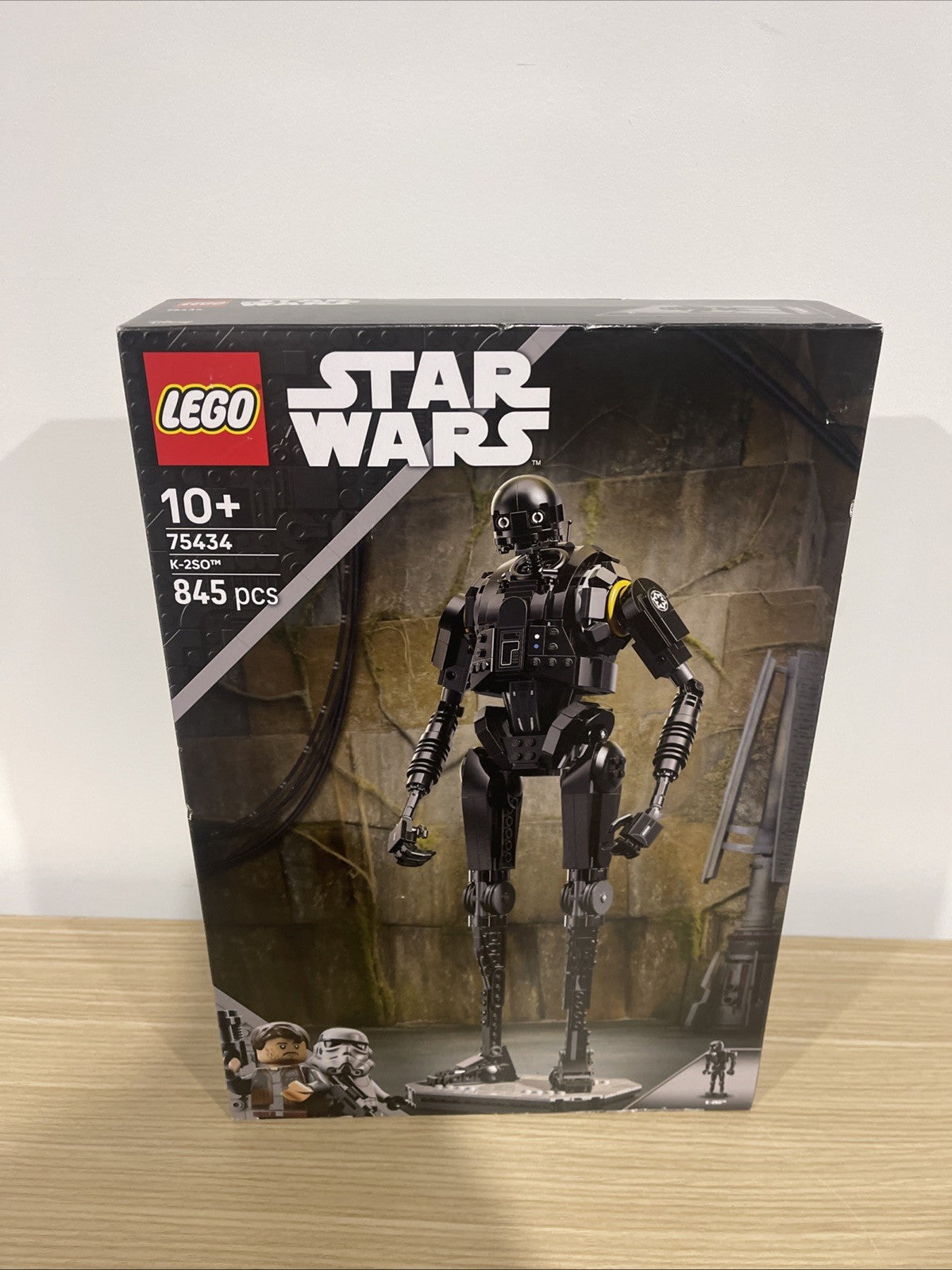 LEGO® Star Wars™ K-2SO Security Droid 75434