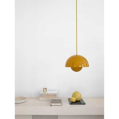 Flowerpot VP1 Pendel, Yellow